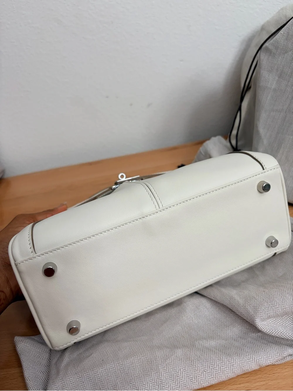 Cream KELLY LAKIS 25 CM WHITE PHW SWIFT